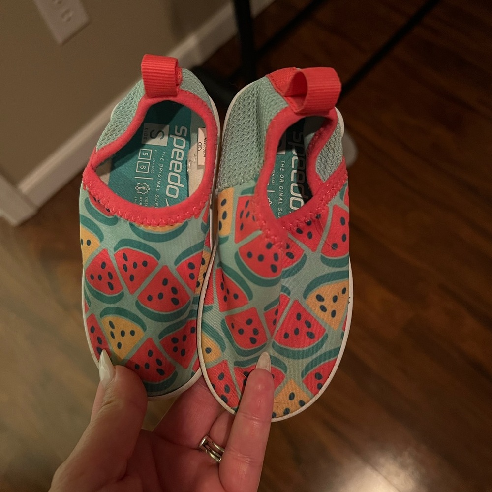 Toddler girl watermelon water shoes. Size 5/6